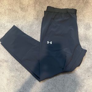 Women’s Under Armour light weight joggers